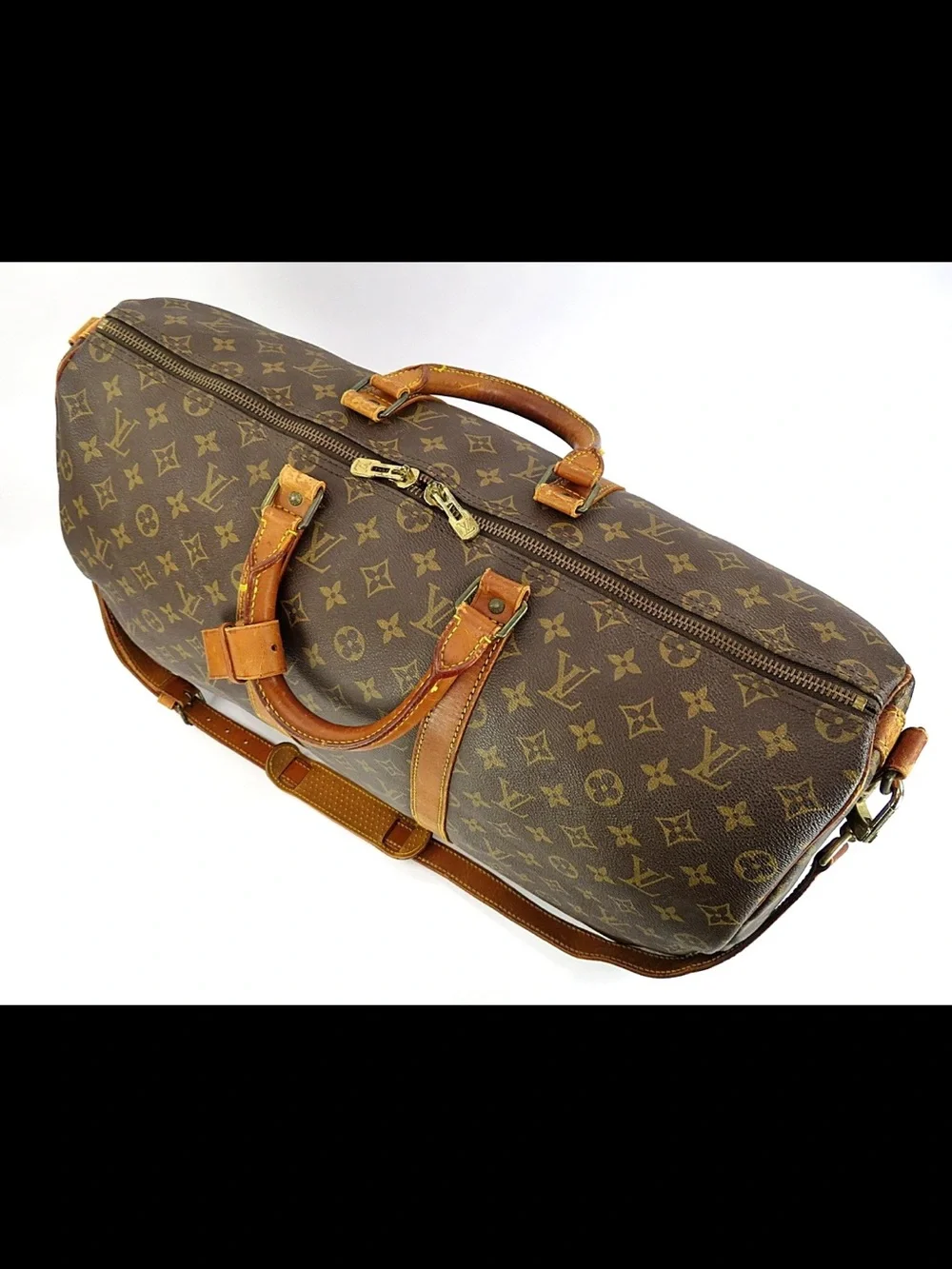 Louis Vuitton distinctive monogram